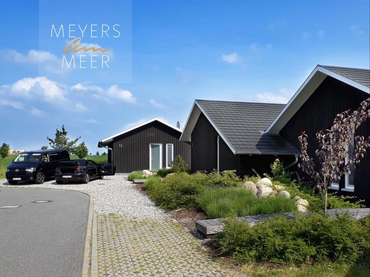 Schwarzes Holzferienhaus Mit Sauna In Zierow -- Sonneneck -- 500M Zum Ostsee-Strand, 4 - 6 Personen المظهر الخارجي الصورة