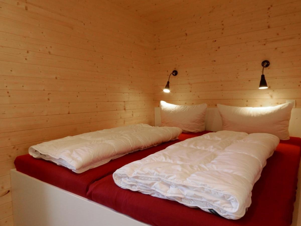 Schwarzes Holzferienhaus Mit Sauna In Zierow -- Sonneneck -- 500M Zum Ostsee-Strand, 4 - 6 Personen المظهر الخارجي الصورة