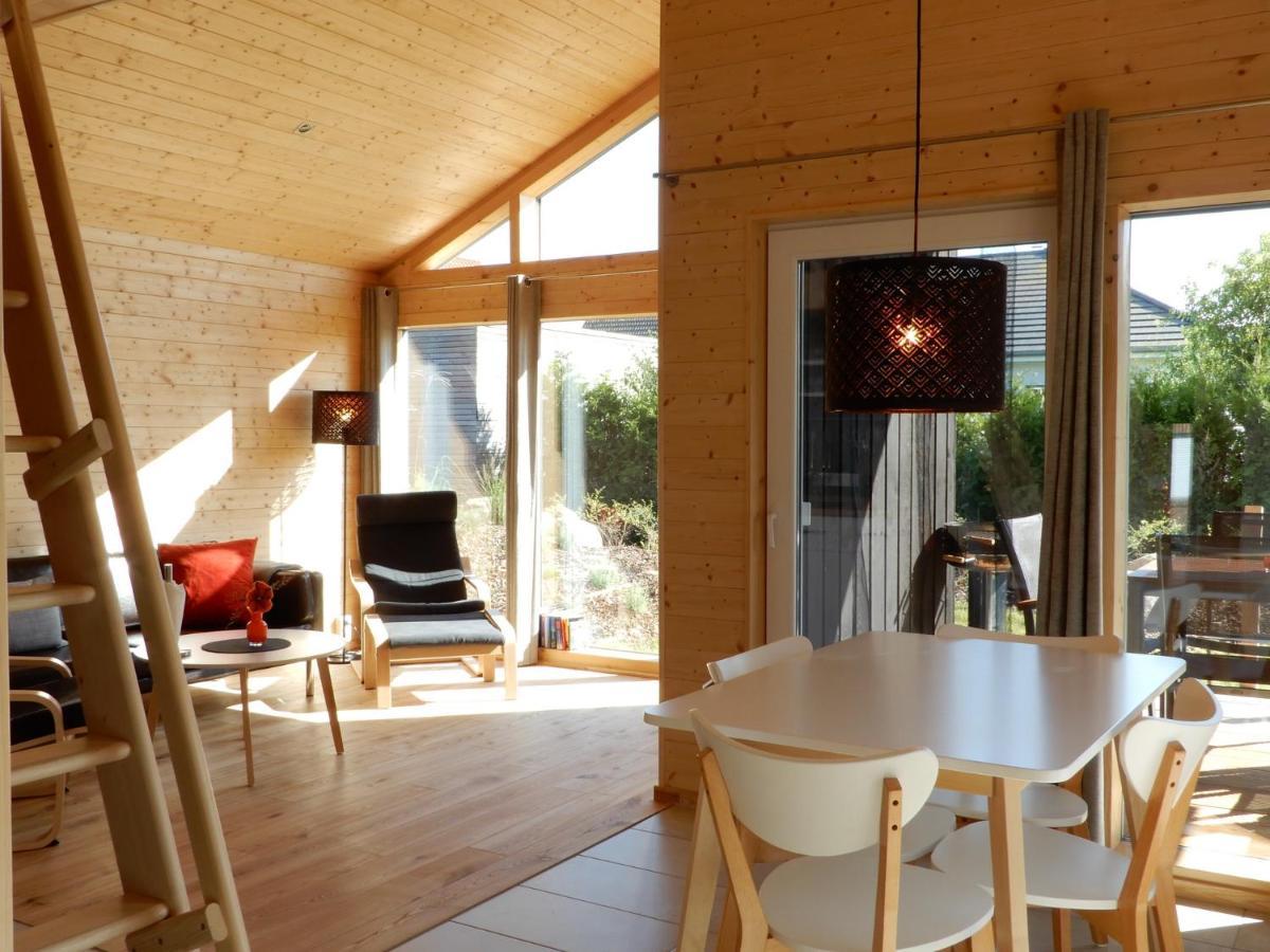 Schwarzes Holzferienhaus Mit Sauna In Zierow -- Sonneneck -- 500M Zum Ostsee-Strand, 4 - 6 Personen المظهر الخارجي الصورة